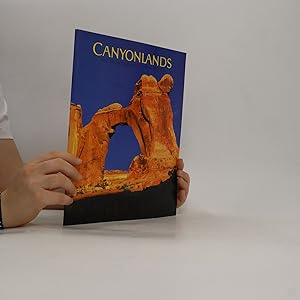 Bild des Verkufers fr Canyonlands zum Verkauf von Bookbot