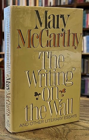 Bild des Verkufers fr The Writing on the Wall and Other Literary Essays zum Verkauf von San Francisco Book Company