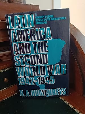 Immagine del venditore per LATIN AMERICA AND THE SECOND WORLD WAR. Volume Two 1942-1945. venduto da Librera J. Cintas