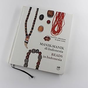 Bild des Verkufers fr Beads in Indonesia book by Sumarah Adhyatman, Redjeki Arifin Crafts & Handicrafts zum Verkauf von West Cove UK