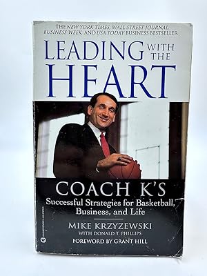 Image du vendeur pour Leading with the Heart Coach K'S Successful Strategies for Basketball, Business, and Life mis en vente par Dean Family Enterprise