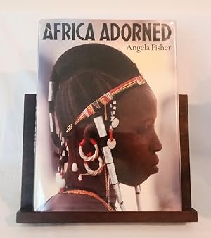 Imagen del vendedor de Africa Adorned a la venta por Haymes & Co. Bookdealers