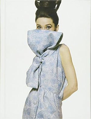 Immagine del venditore per Vogue on: Hubert de Givenchy: Vogue on Designers venduto da WeBuyBooks