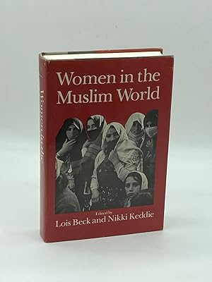 Bild des Verkufers fr Women in the Muslim World zum Verkauf von True Oak Books