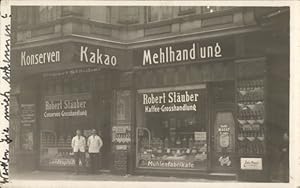 Foto Ansichtskarte / Postkarte Verkäufer vor ener Mehlhandlung, Kaffee-Großhandlung Robert Stäuber