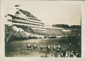 Foto Epsom Surrey England, Derby 1913, Pferderennen, Zuschauertribünen