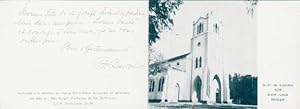 Klapp Ansichtskarte / Postkarte Lourdes Hautes Pyrénées, Kirche von aussen und innen