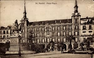 Ansichtskarte / Postkarte Madrid, Plaza Major, Reiterstandbild von Philipp III.