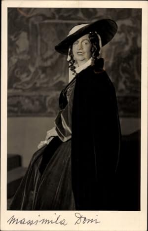 Ansichtskarte / Postkarte Schauspielerin im Kostüm als Massimilla Doni