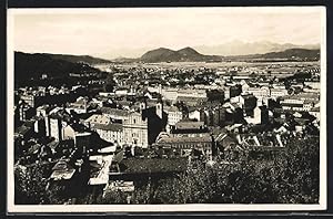 Ansichtskarte Ljubljana, Panoramablick über die Stadt vom Berg aus