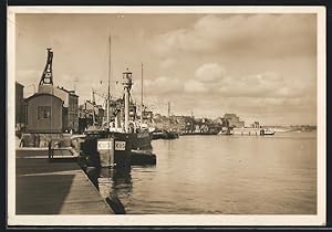 Bild des Verkufers fr Ansichtskarte Kiel, Hafen im Sonnenschein zum Verkauf von Bartko-Reher