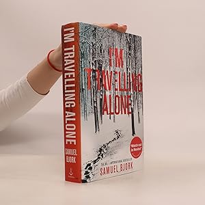 Imagen del vendedor de I'm Travelling Alone a la venta por Bookbot