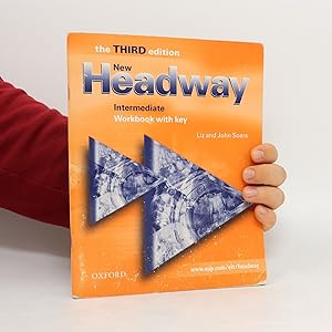 Immagine del venditore per New Headway Intermediate. Workbook with key venduto da Bookbot