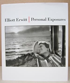 Immagine del venditore per Elliott Erwitt: Personal Exposures venduto da Midway Book Store (ABAA)