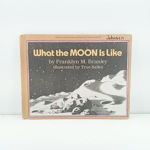 Imagen del vendedor de What the Moon Is Like Book and Tape (Lets-Read-and-Find-Out Science 2) a la venta por Cat On The Shelf