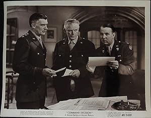 Bild des Verkufers fr Command Decision 8 x 10 Still 1948 Walter Pidgeon, Charles Bickford, Homer Sundberg! zum Verkauf von AcornBooksNH