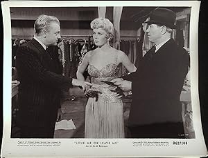 Immagine del venditore per Love Me or Leave Me 8 x 10 Still 1955 James Cagney and Doris Day! venduto da AcornBooksNH