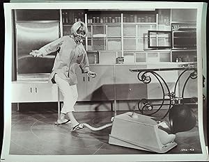 Imagen del vendedor de The Glass Bottom Boat 8 x 10 Still 1966 Doris Day and vacuum cleaner! a la venta por AcornBooksNH