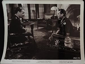 Imagen del vendedor de Command Decision 8 x 10 Still 1948 Brian Donlevy & John Hodiak! a la venta por AcornBooksNH