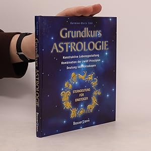 Bild des Verkufers fr Grundkurs Astrologie zum Verkauf von Bookbot