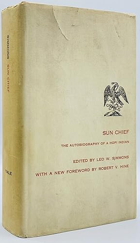 Bild des Verkufers fr Sun Chief: The Autobiography of a Hopi Indian zum Verkauf von Tschanz Rare Books