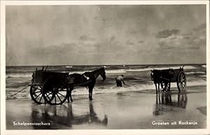 Ansichtskarte / Postkarte Rockanje Südholland, Muschelfischer am Strand, Fuhrwerke