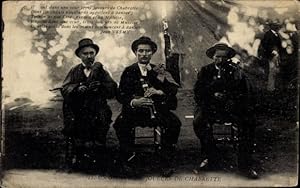 Ansichtskarte / Postkarte Männer in Trachten mit Musikinstrumenten, Dudelsack
