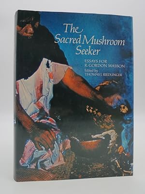 Bild des Verkufers fr THE SACRED MUSHROOM SEEKER Essays for R. Gordon Wasson zum Verkauf von Sage Rare & Collectible Books, IOBA