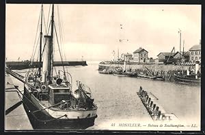 Carte postale Honfleur, Bateau de Southhampton