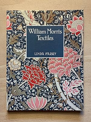 Immagine del venditore per William Morris Textiles venduto da Neo Books