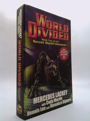 Bild des Verkufers fr World Divided zum Verkauf von ThriftBooksVintage