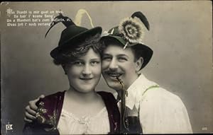 Ansichtskarte / Postkarte Mann und Frau in bayrischen Trachten, Pfeife