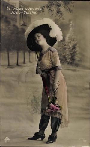 Ansichtskarte / Postkarte Frau mit Hut und Hosenrock, Jupe-Culotte