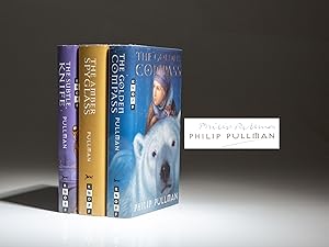 Immagine del venditore per His Dark Materials Trilogy; The Golden Compass, The Subtle Knife, The Amber Spyglass venduto da The First Edition Rare Books, LLC