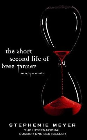 Image du vendeur pour The Short Second Life Of Bree Tanner: An Eclipse Novella (Twilight Saga) mis en vente par WeBuyBooks