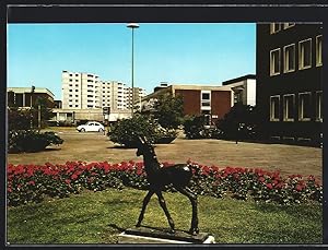 Ansichtskarte Herten / Westf., Rathausvorplatz mit Skulptur eines Fohlens