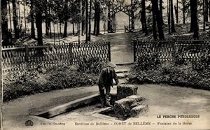 Ansichtskarte / Postkarte Bellême Orne, Foret de Belleme, Fontaine de la Herse