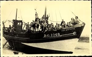 Foto Kinder auf einem Schiff, Nos Enfants, DG 1068