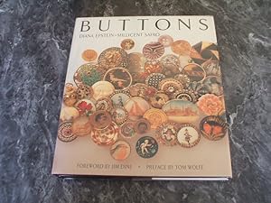 Immagine del venditore per Buttons venduto da M & P BOOKS   PBFA MEMBER