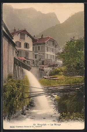 Carte postale St-Gingolph, la Morge avec une cascade, l`Hôtel et la douane suisse en arrière plan