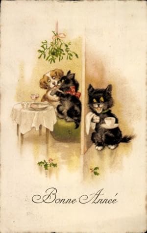 Ansichtskarte / Postkarte Glückwunsch Neujahr, Katze und Hund am Tisch, Mistelzweige, Kellner