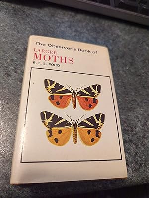 Image du vendeur pour The Observer's Book of Larger Moths mis en vente par SGOIS