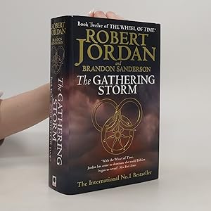 Immagine del venditore per The Weel of Time 12: The Gathering Storm venduto da Bookbot