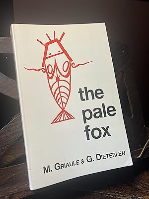 Imagen del vendedor de The Pale Fox a la venta por Quills Books