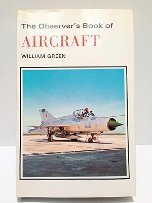 Seller image for The Observer's Book of AIRCRAFT / Compiled by William Green; With silhouettes by Dennis Punnett. Describing 158 aircraft with 278 illustrations (1972 Edition) for sale by Librera Miguel Miranda