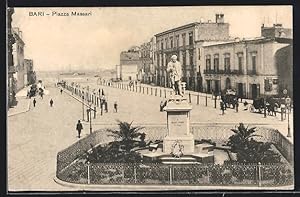 Cartolina Bari, Piazza Massari