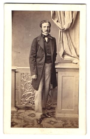 Fotografie unbekannter Fotograf und Ort, Portrait Marquis Celso Bargagli, Chambellan de grand Duc...