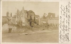Foto Ansichtskarte / Postkarte Kriegszerstörungen I. WK, zerstörte Gebäude