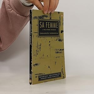 Bild des Verkufers fr Sa Femme zum Verkauf von Bookbot