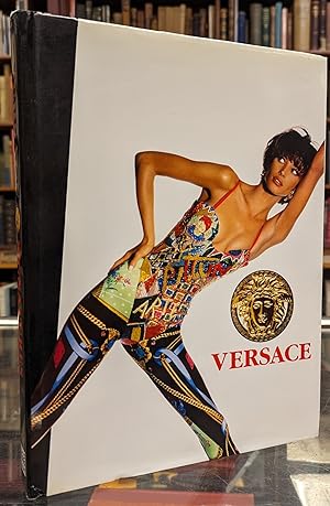 Seller image for Versace Signatures for sale by Moe's Books